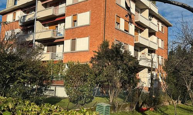 Quadrilocale Ampio E...