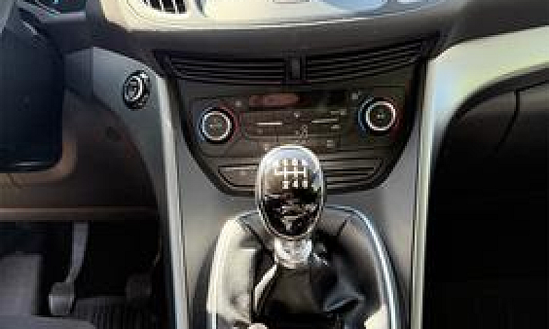 Ford Kuga 1.5 Tdci 1...