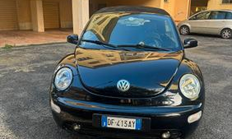 Volkswagen New Beetl...