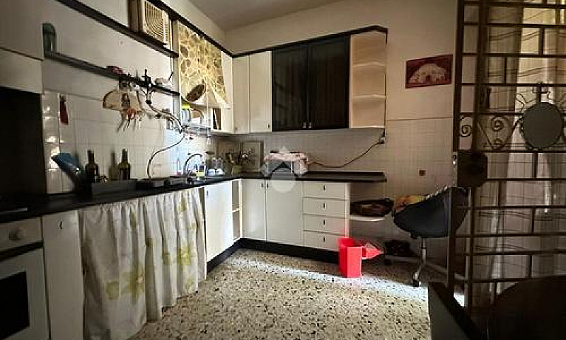 3 Locali A Sarzana...