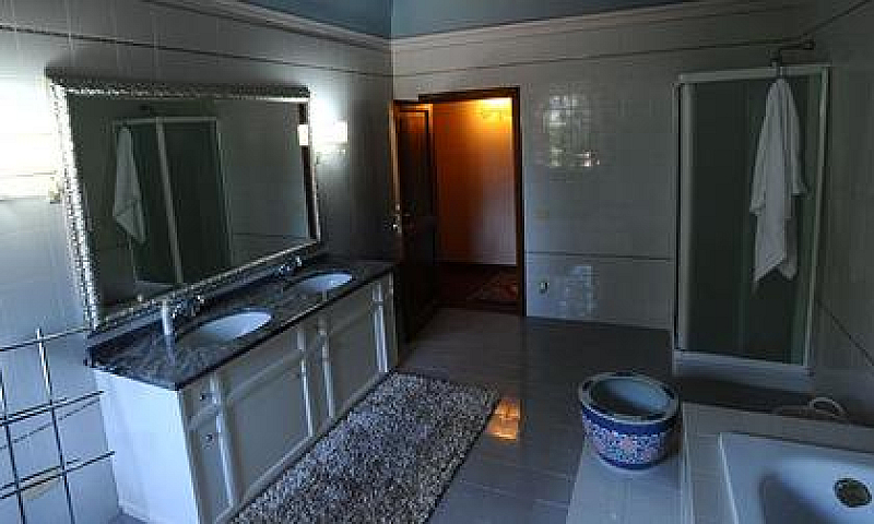 Appartamento In Vill...