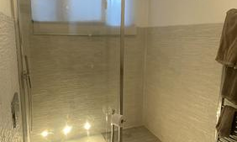 Porzione Di Casa A C...