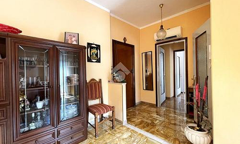 2 Locali A Desenzano...