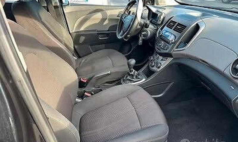Chevrolet Aveo 1.2 8...