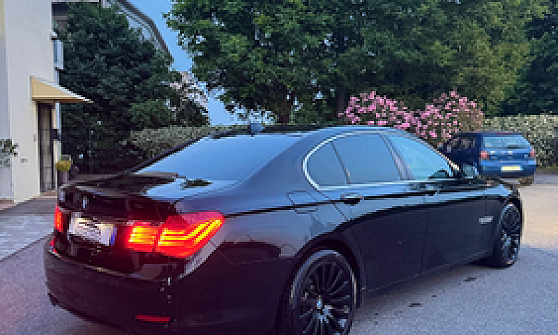Bmw 730 2011 3.0D Km...