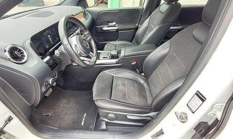 Mercedes-Benz B 180 ...