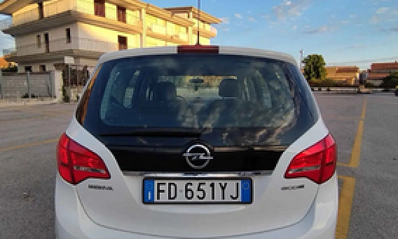 Opel Meriva 1.4 Turb...