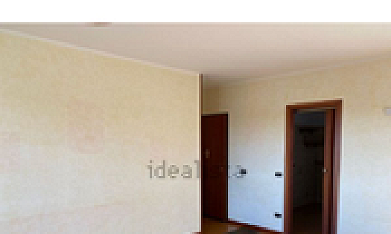 Trilocale Con Garage...