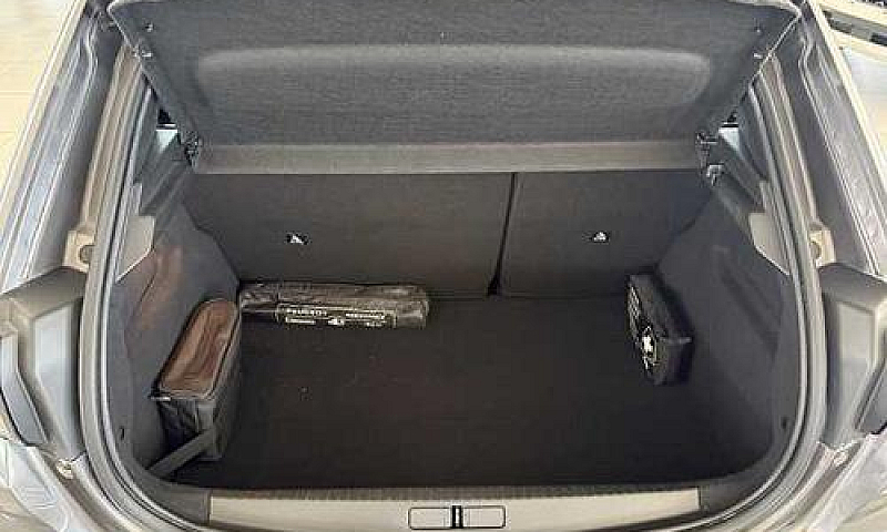 Peugeot 208 1.2 Pure...
