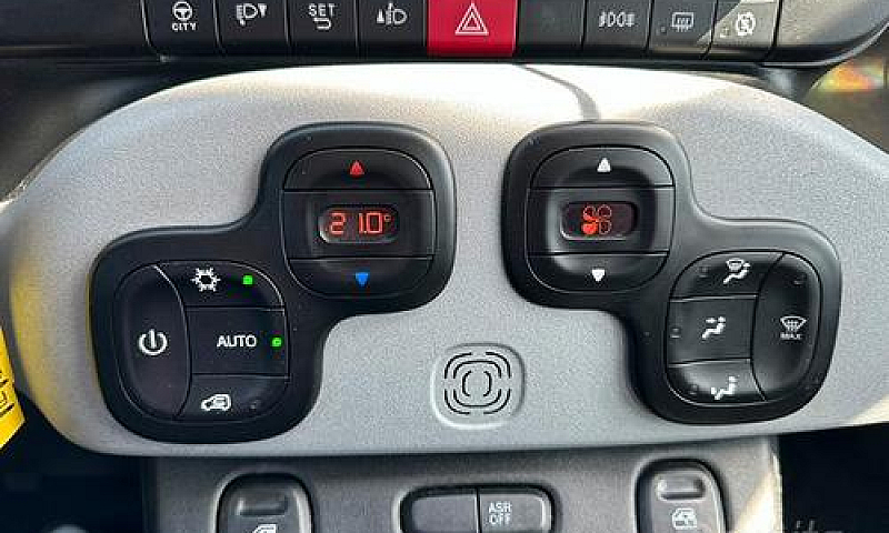 Fiat Panda Cross 1.0...