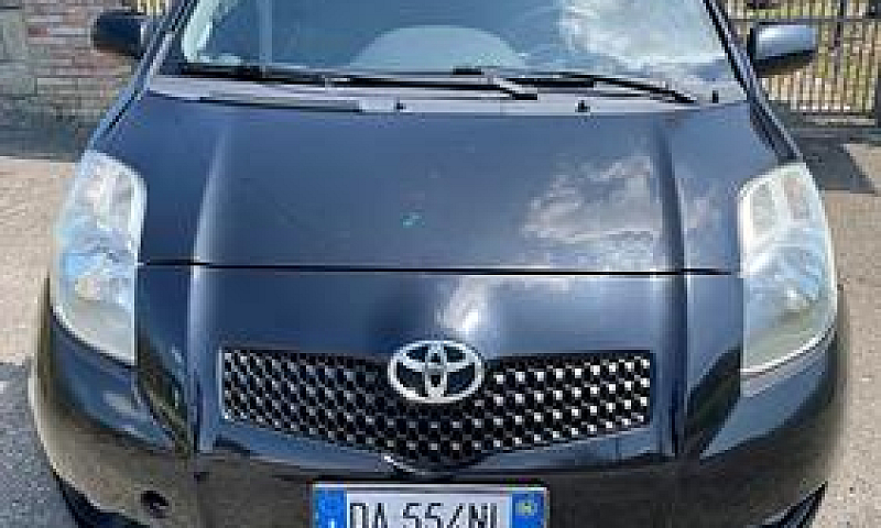 Toyota Yaris 1.3 5 P...