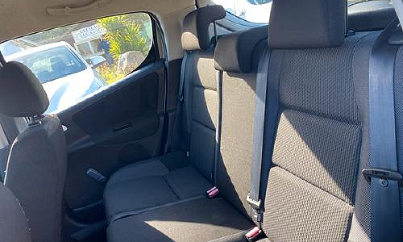 Peugeot 207 1.4 Hdi ...
