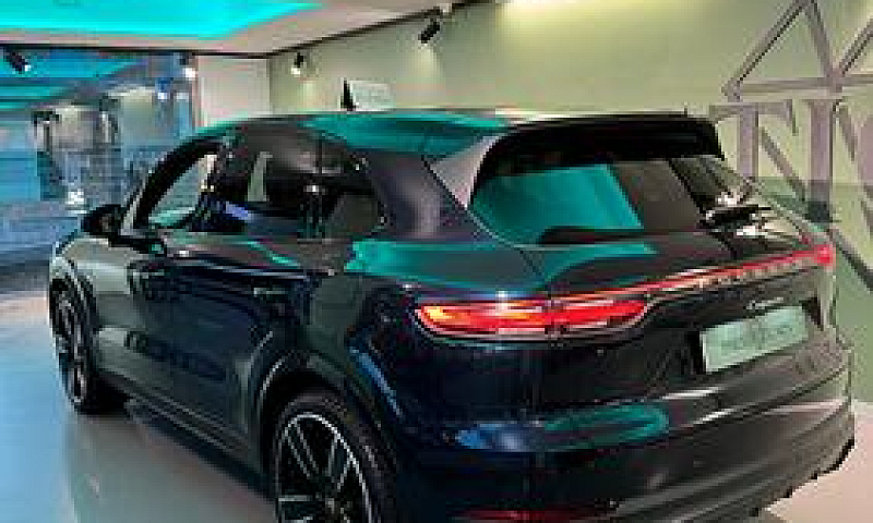 Porsche Cayenne Coup...