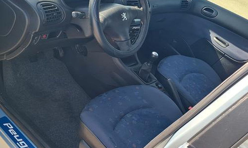 Peugeot 206 - 2001...