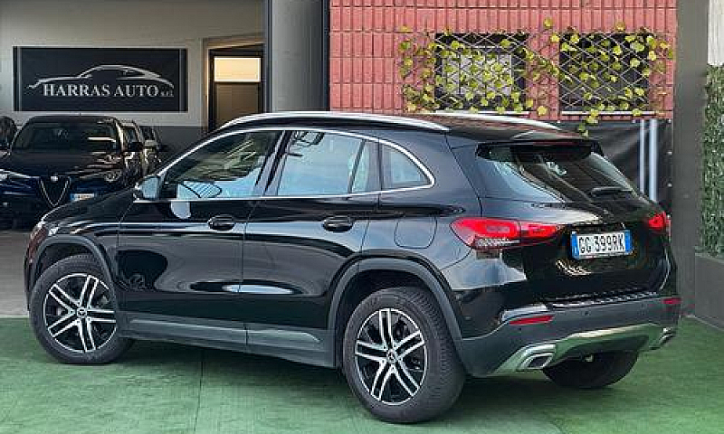 Mercedes-Benz Gla 22...