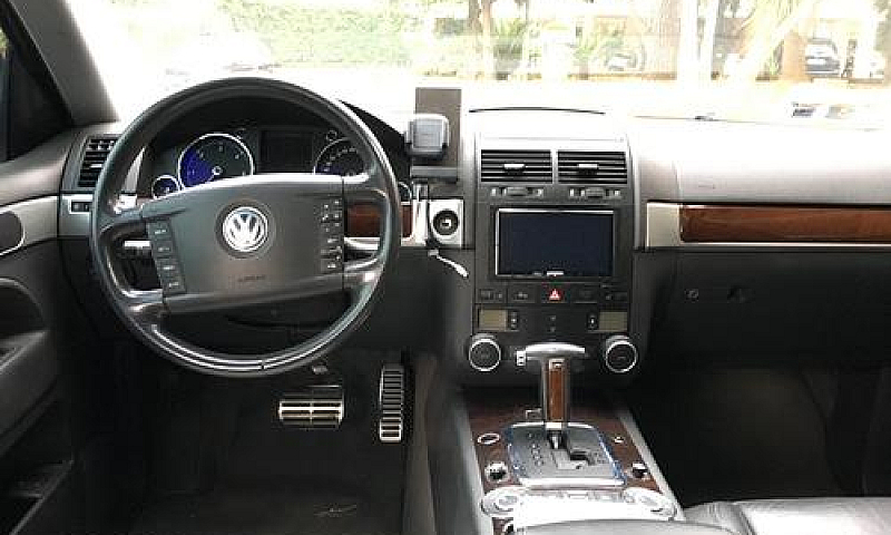 Touareg 5.0V10Tdi...