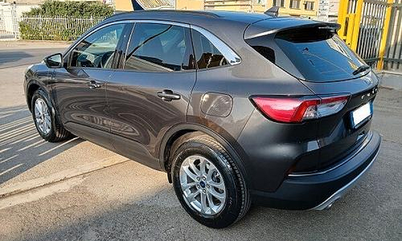 Ford Kuga 1.5 Ecoblu...
