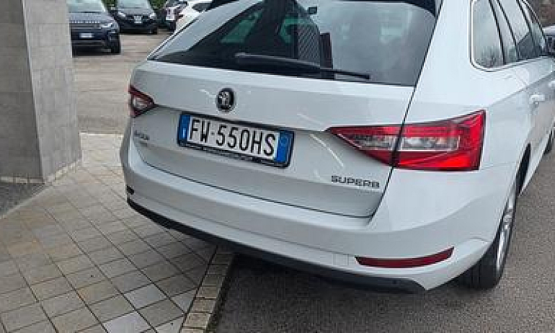 Skoda Superb 1.6 Tdi...