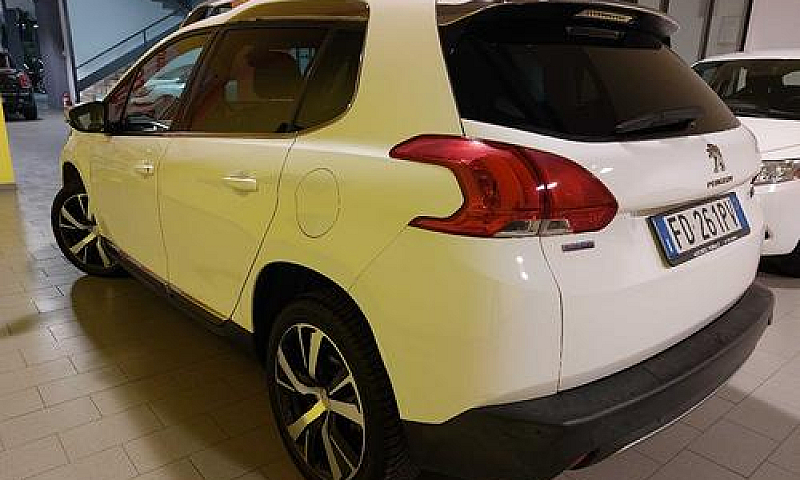 Peugeot 2008 1.6 Blu...