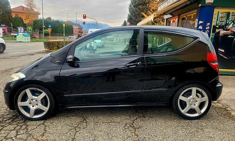 Mercedes-Benz A 200 ...
