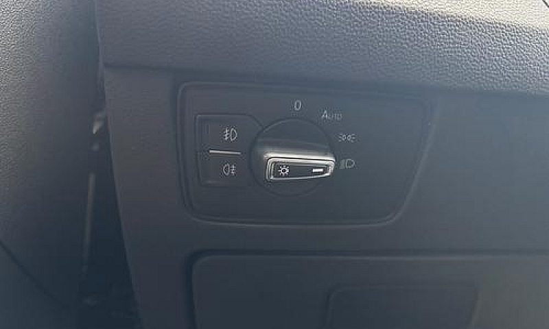 Volkswagen Passat Va...