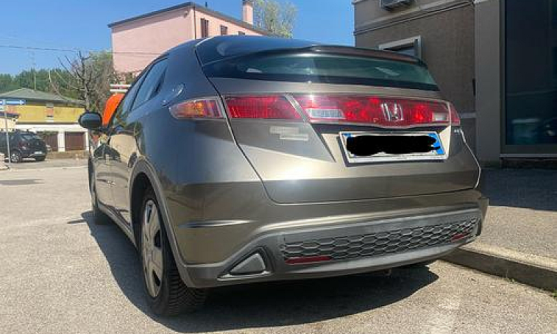 Honda Civic 8 Serie ...