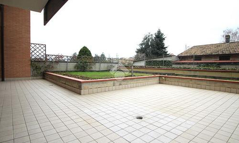 2 Locali A Cesena...
