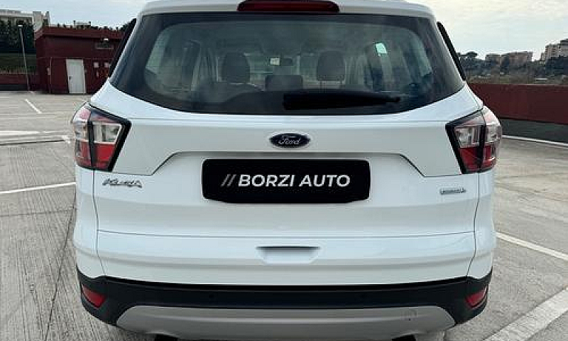 Ford Kuga 150Cv Tita...