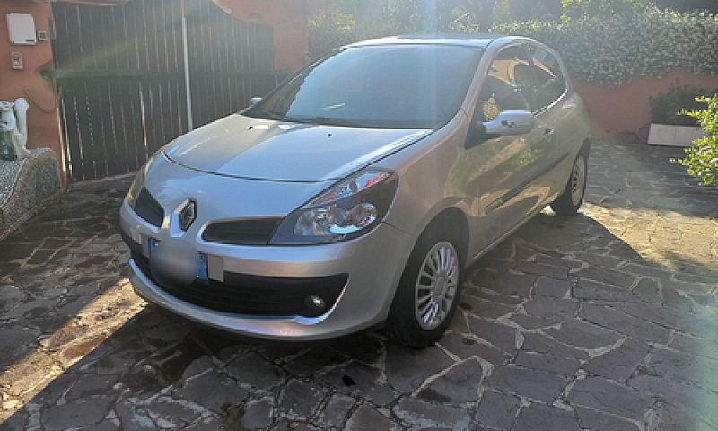 Renault Clio 2009...
