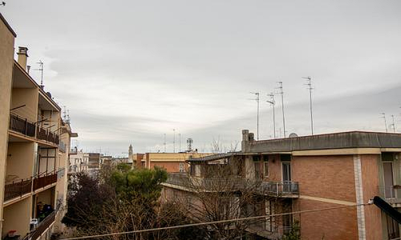 Appartamento -Via Gi...