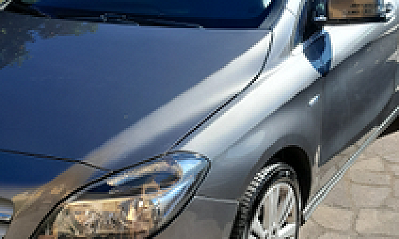 Mercedes B 246...