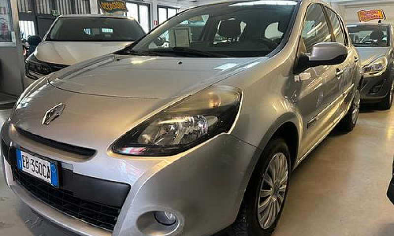 Renault Clio 1.2 16V...