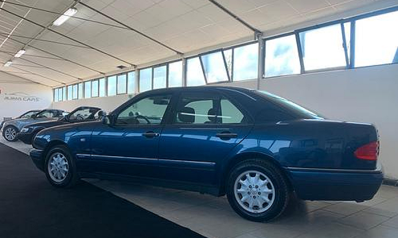 Mercedes-Benz E 250 ...