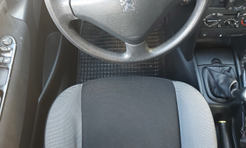 Peugeot 207 1400 Ben...