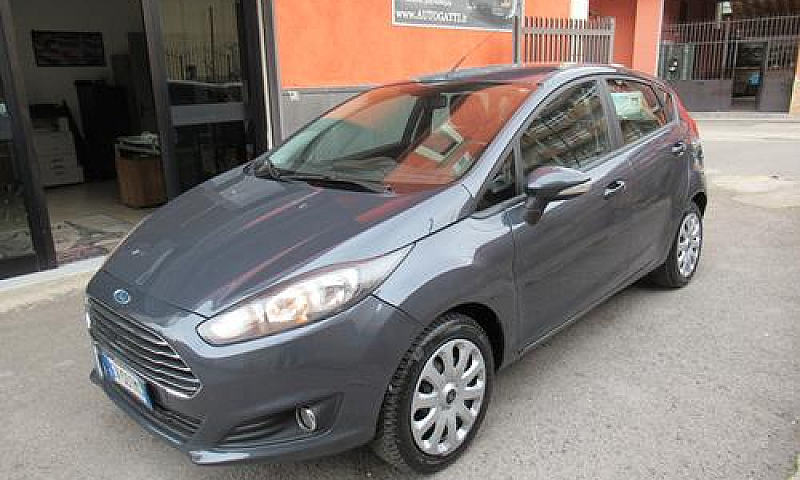 Ford Fiesta 1.4 5 Po...