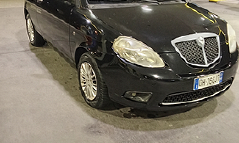 Lancia Ypsilon 1,2 B...