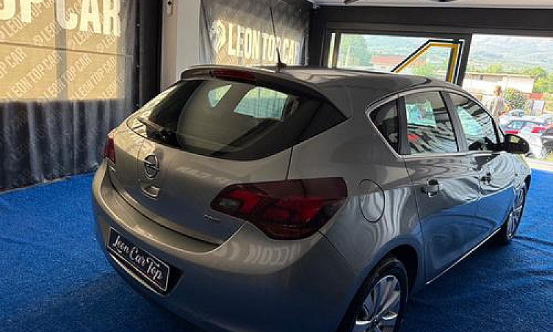 Opel Astra 1.7 Cdti ...