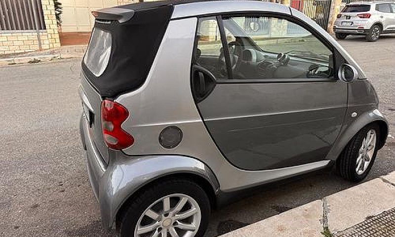 Smart Fortwo 700 Cab...