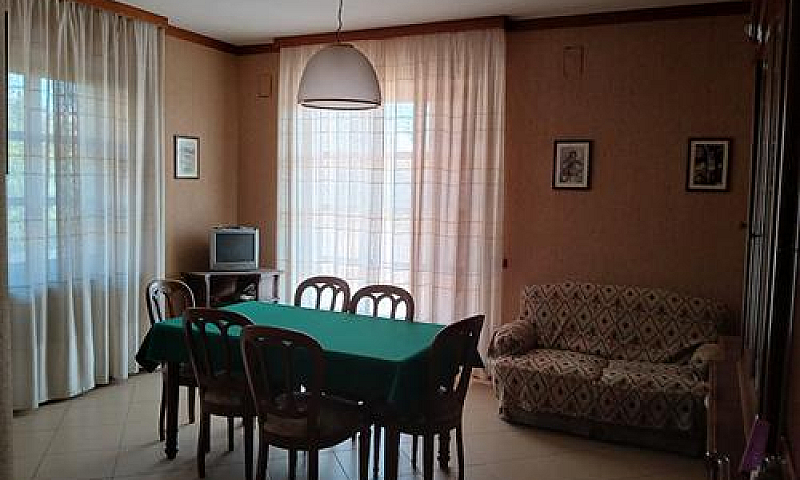 Appartamento Con Ter...