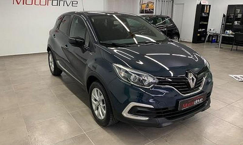 Renault - Captur - T...