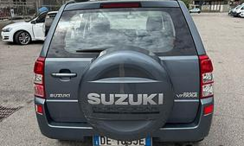 Suzuki Grand Vitara ...
