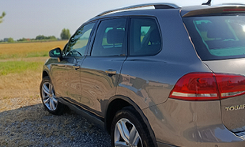 Volkswagen Touareg 3...