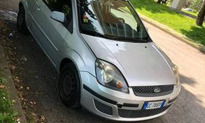 Ford Fiesta...