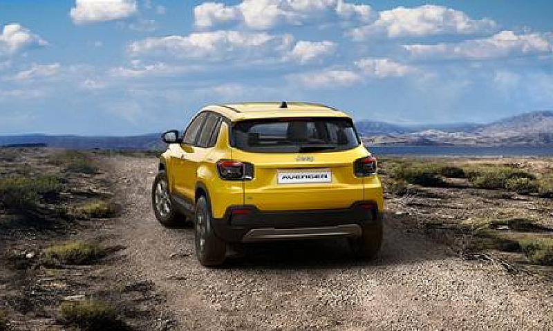 Jeep Avenger Bev Lon...