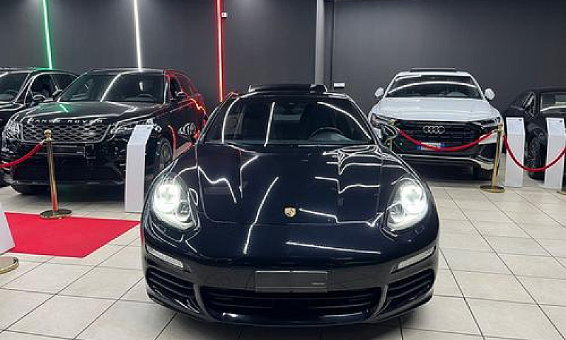 Porsche Panamera 3.0...