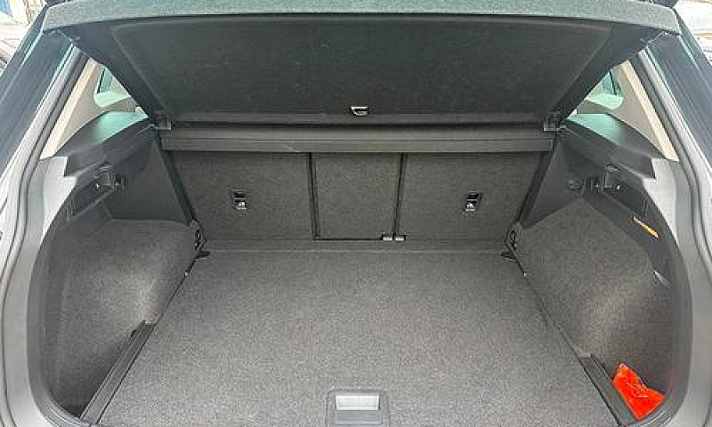 Volkswagen Tiguan 1....