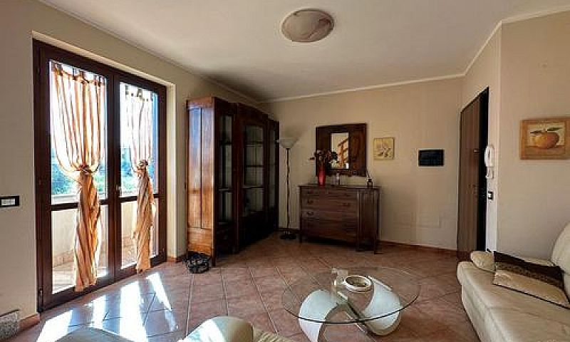 Appartamento-Via Cro...