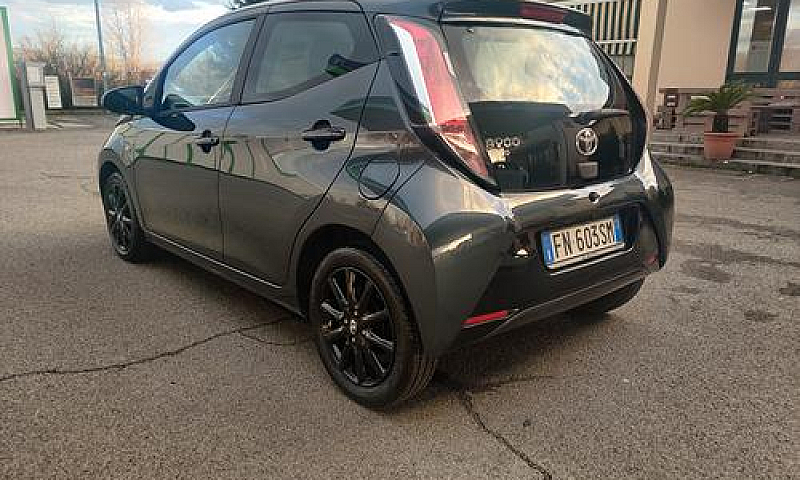 Toyota Aygo 1.0 5 Po...