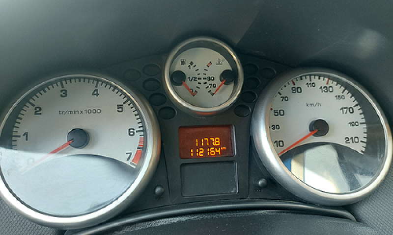 Peugeot 207 1400 Ben...