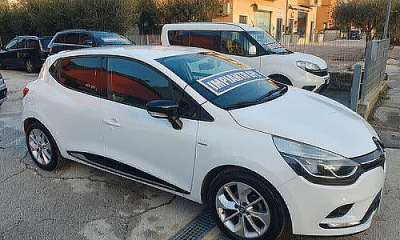 Renault Clio 1.2 Ben...